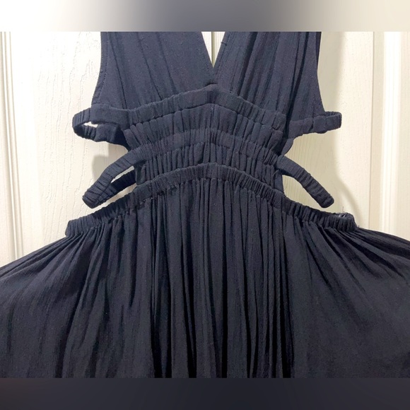 Windsor Black Cut Out Flare Mini Dress NWT - Picture 8 of 16